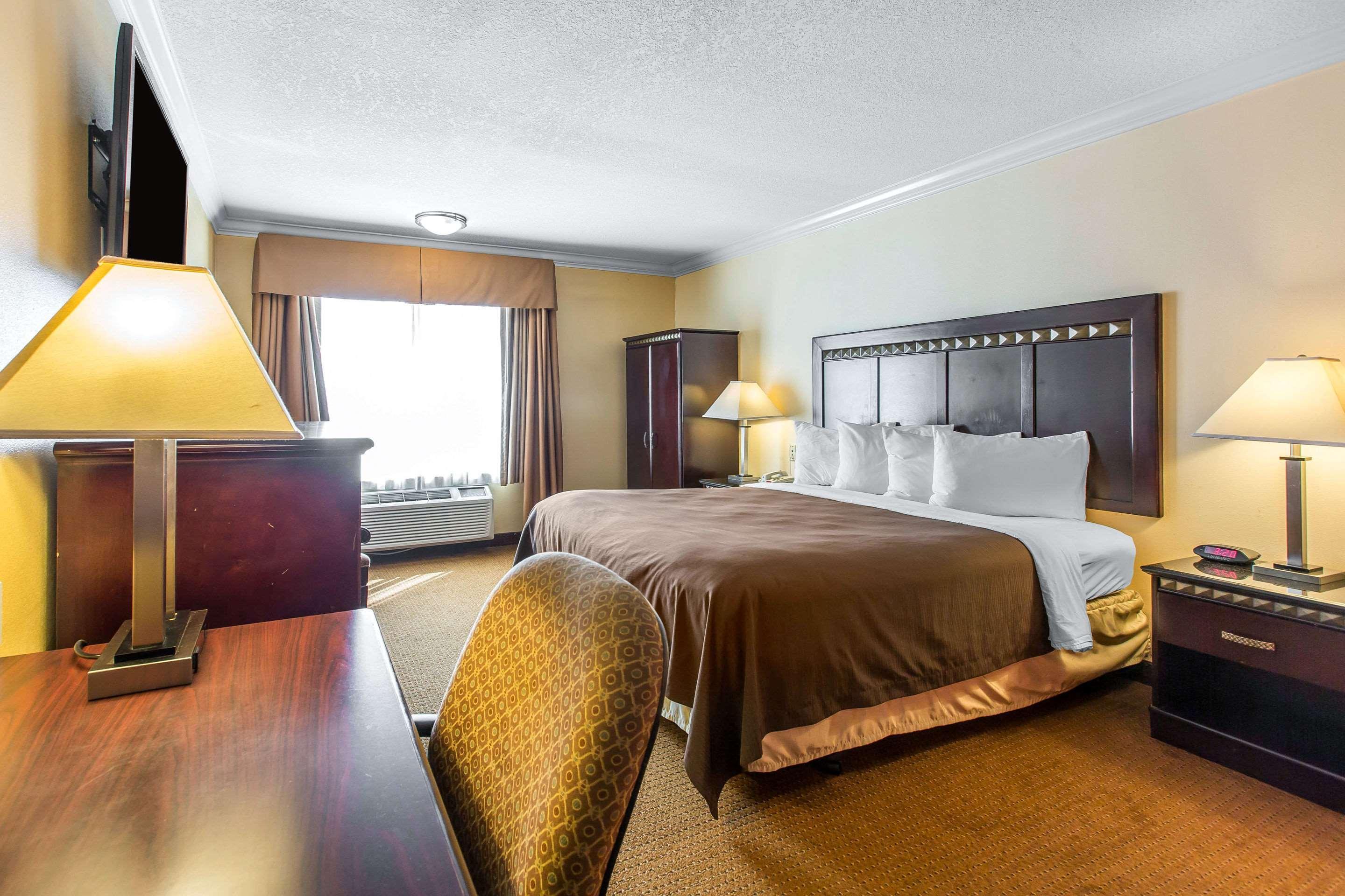 Quality Inn&Suites Bell Gardens-Los Angeles Extérieur photo