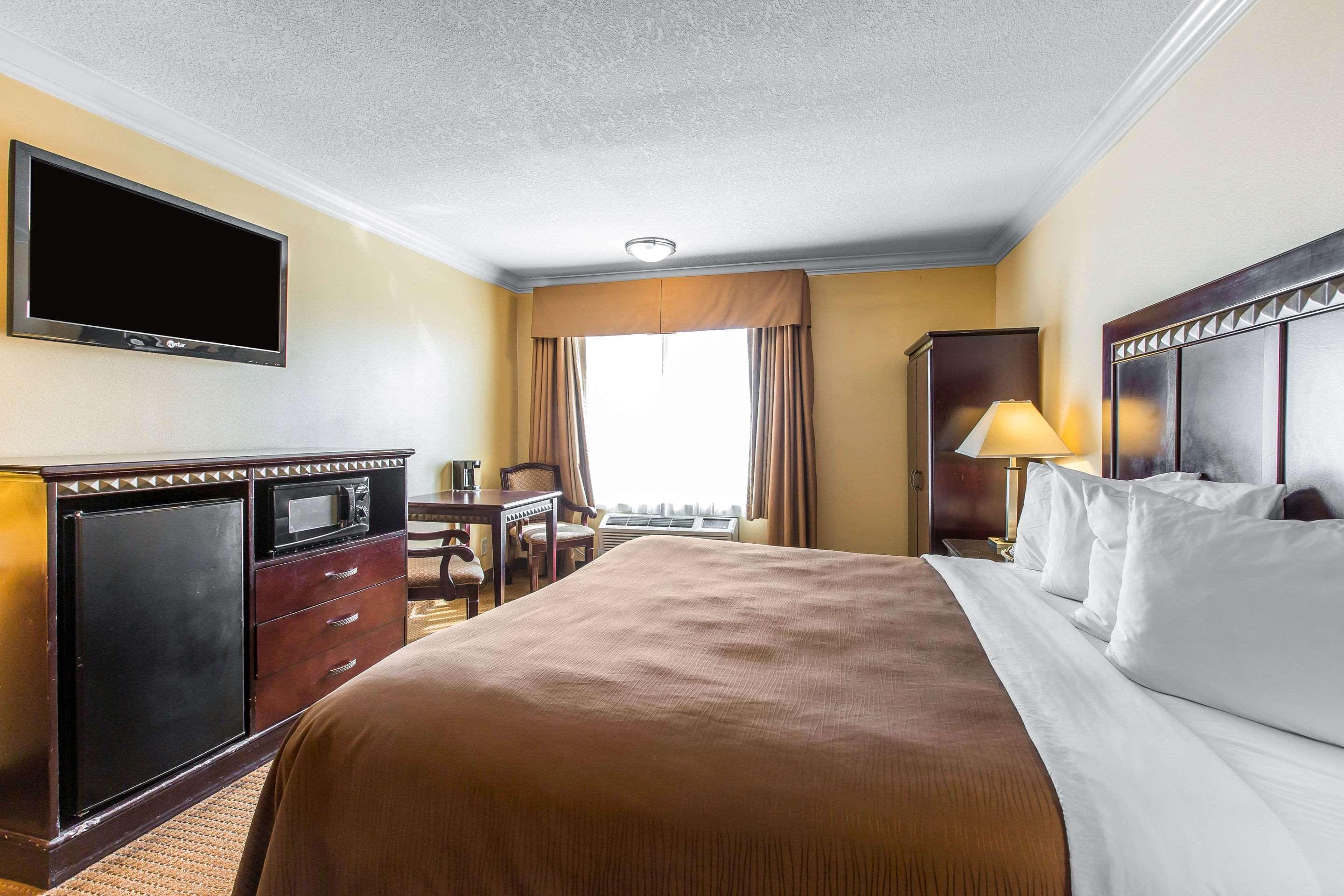Quality Inn&Suites Bell Gardens-Los Angeles Extérieur photo