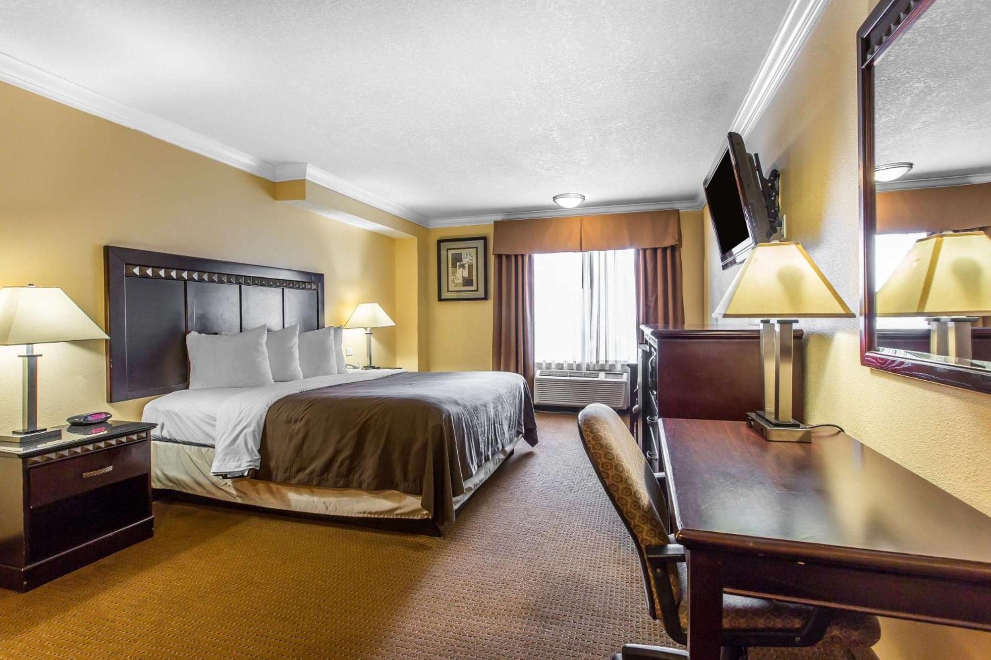 Quality Inn&Suites Bell Gardens-Los Angeles Extérieur photo