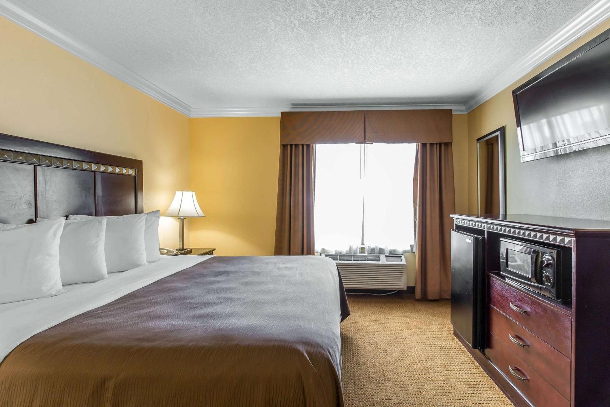 Quality Inn&Suites Bell Gardens-Los Angeles Extérieur photo